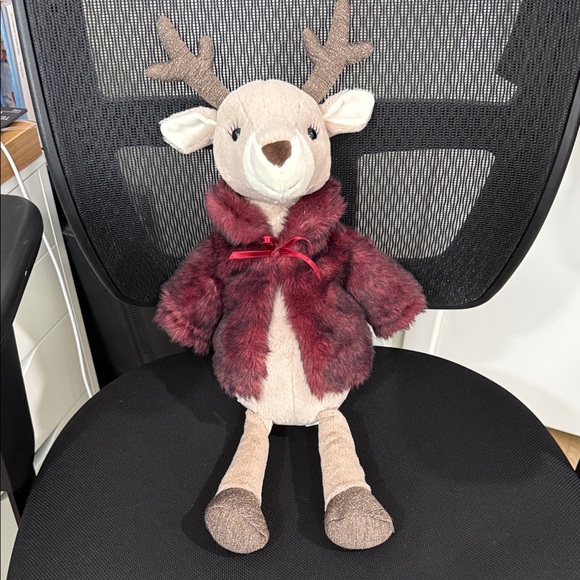 NWT Jellycat Vivien the Reindeer - Picture 1 of 2